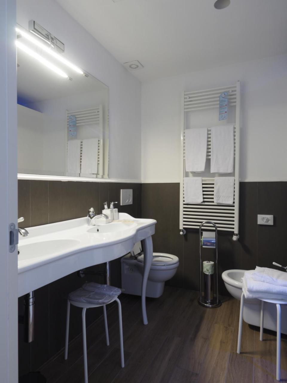 Guest house Emozioni Charme *